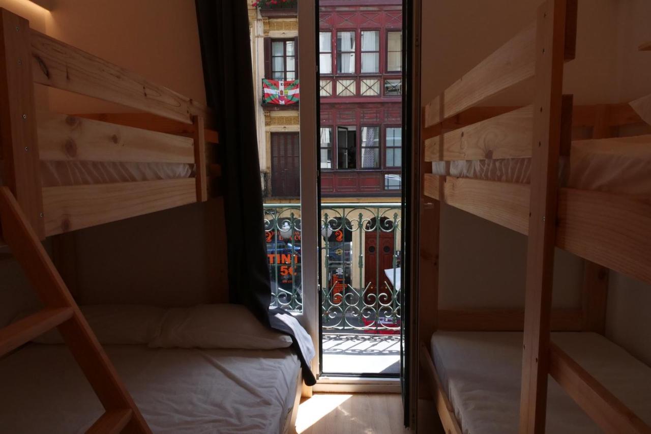 Guitar Hostel Bilbao Eksteriør bilde