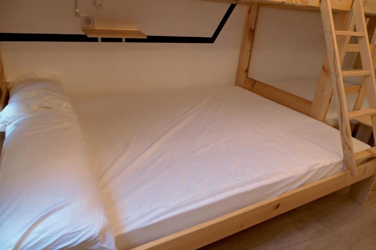 Guitar Hostel Bilbao Eksteriør bilde